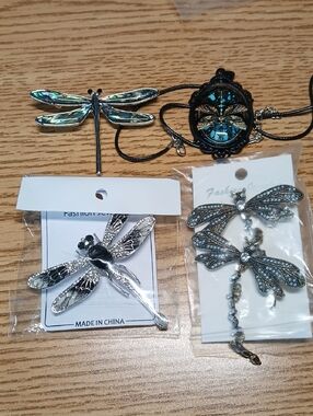 NWOT 4PC Black Crystal Dragonfly Bundle 1 Necklace 1 PR Earrings 2 Pins